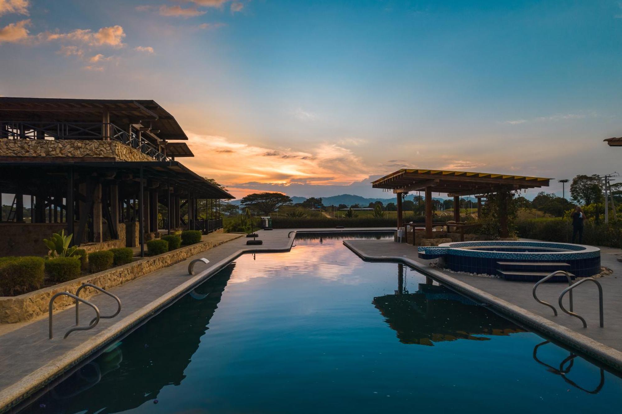 Hotel El Cielo En La Tierra Alcalá Dış mekan fotoğraf